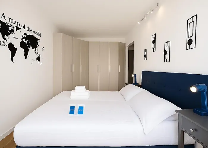 Privato - Parking Free - Tram A 300m Apartment Padua
